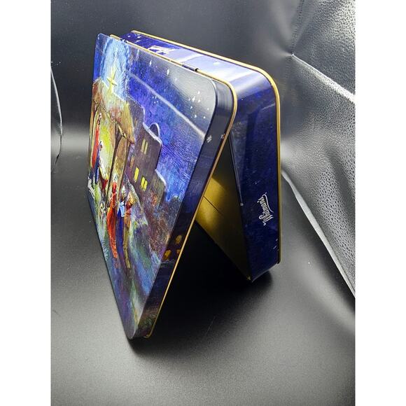 Vintage Hinged Whitman's Candy Tin Nativity Scene - Picture 3 of 8